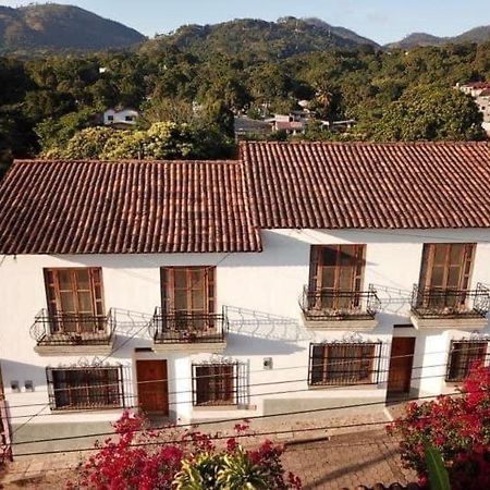 La Casa De Don Santiago Townhouse Villa Copan Bagian luar foto